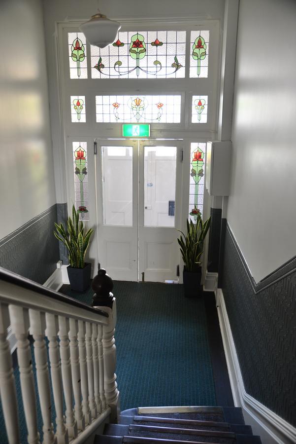 Хостел Geraldton Backpackers Экстерьер фото