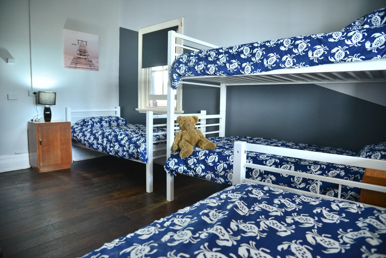 Хостел Geraldton Backpackers Экстерьер фото