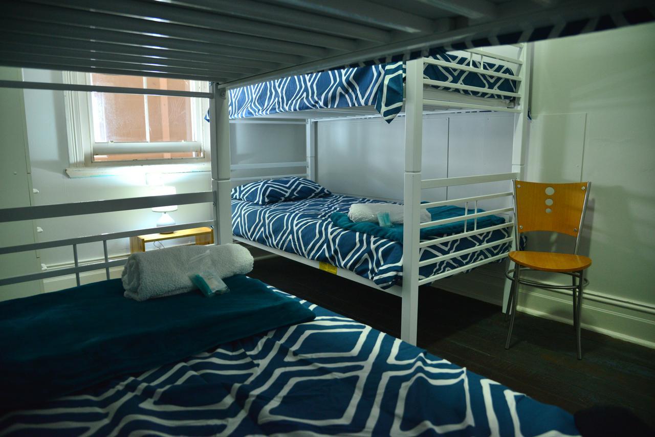 Хостел Geraldton Backpackers Экстерьер фото