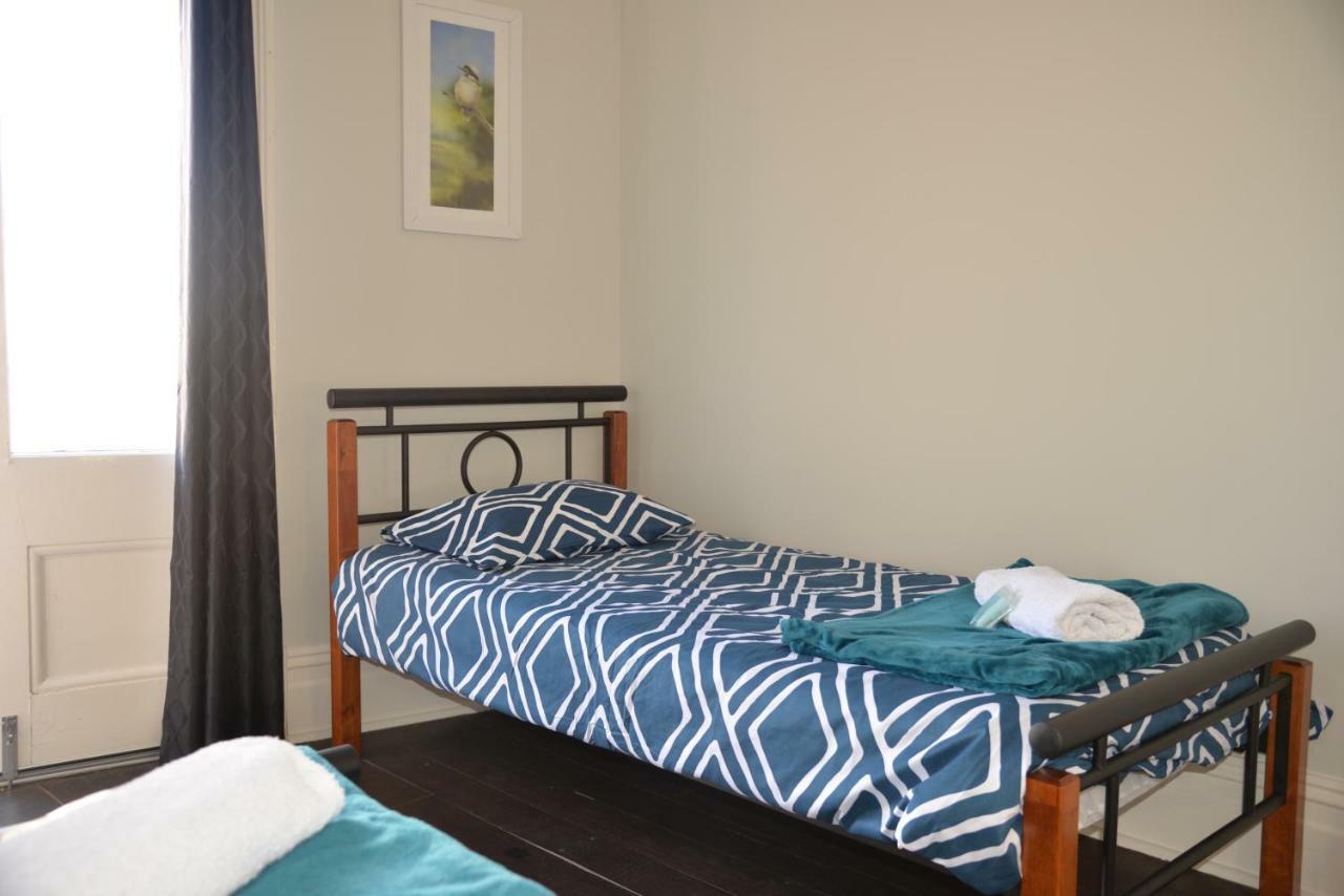 Хостел Geraldton Backpackers Экстерьер фото