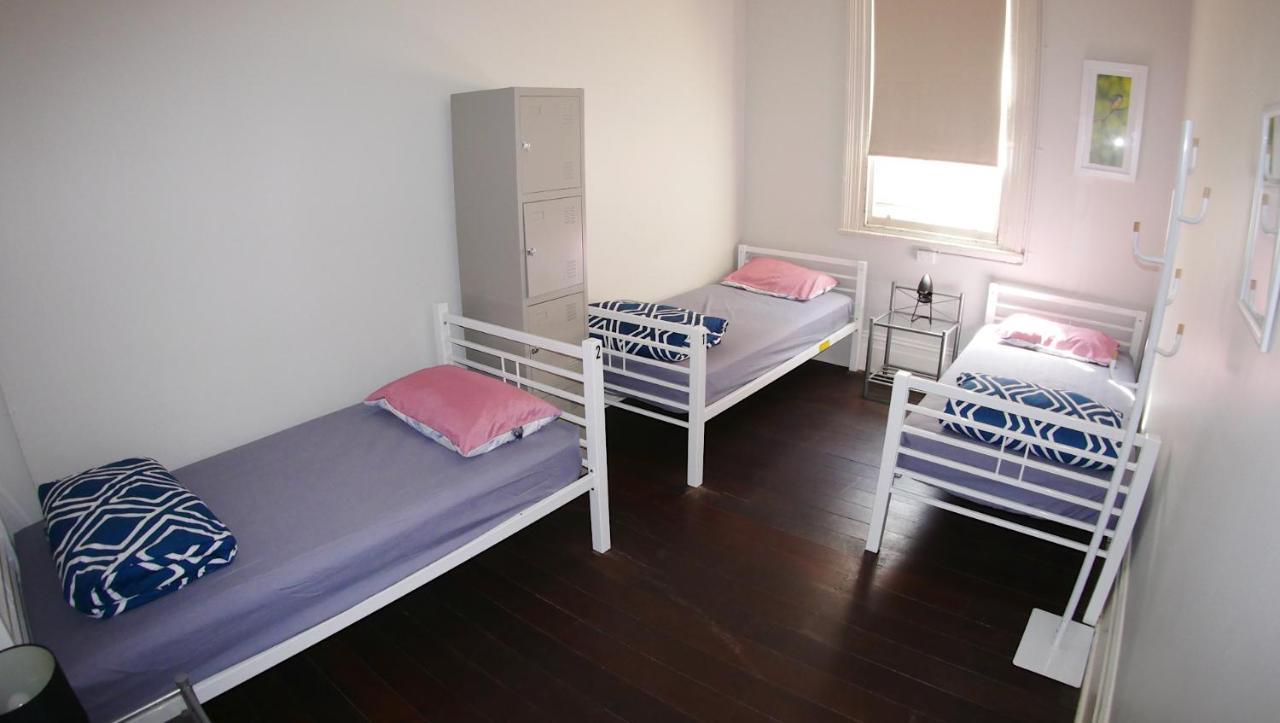 Хостел Geraldton Backpackers Экстерьер фото