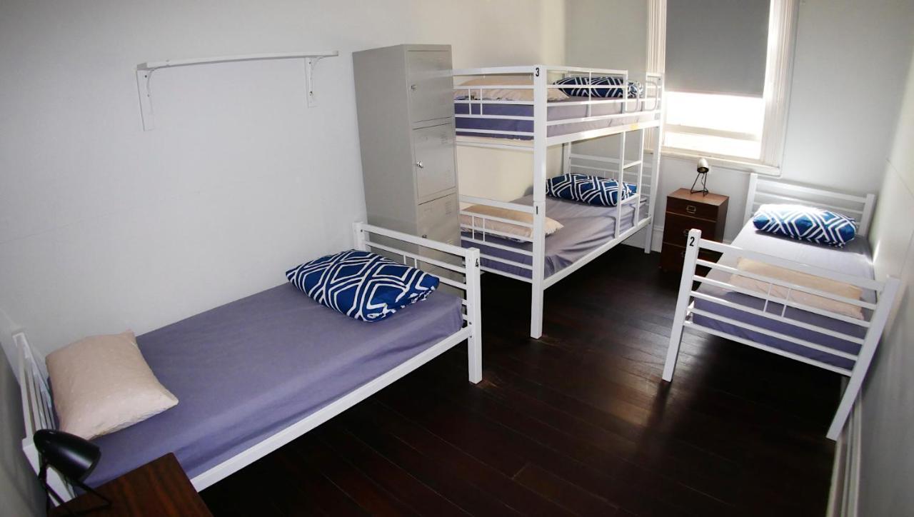 Хостел Geraldton Backpackers Экстерьер фото